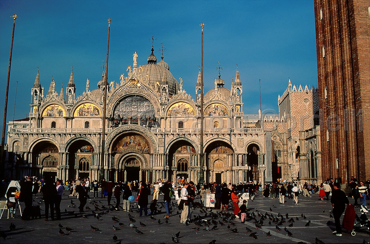 Venice, Italy
 (cod:Venice 30)